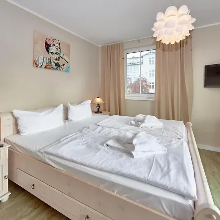 公寓 Annika - Penthouse Wg13 Mit Zwei Balkonen Und Ir-sauna *