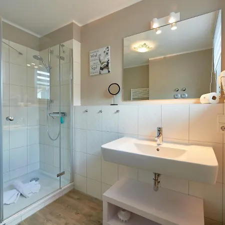 Annika - Penthouse Wg13 Mit Zwei Balkonen Und Ir-sauna * Sellin (Rugen)