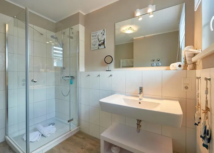 Annika - Penthouse Wg13 Mit Zwei Balkonen Und Ir-sauna * Sellin (Rugen)